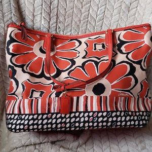 COACH POPPY FLORAL SCARF TOTE (New Without  Tags)